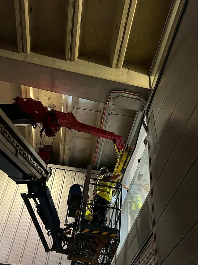 High airport glazing replacement