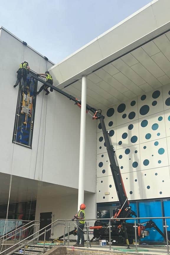 Commercial glazing replacement