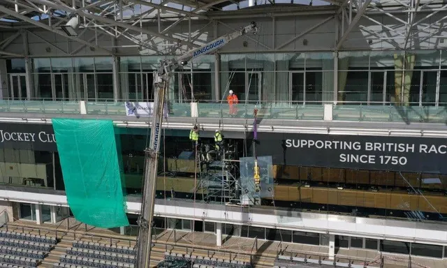 Newmarket Racecourse glaze replacement