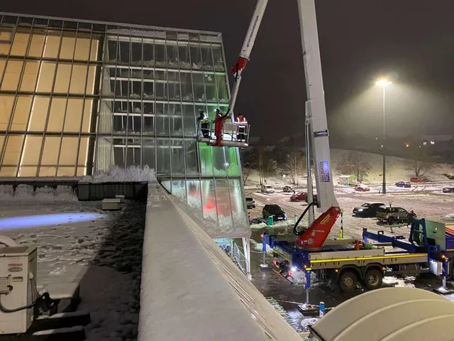Working on maintaining glazing at night