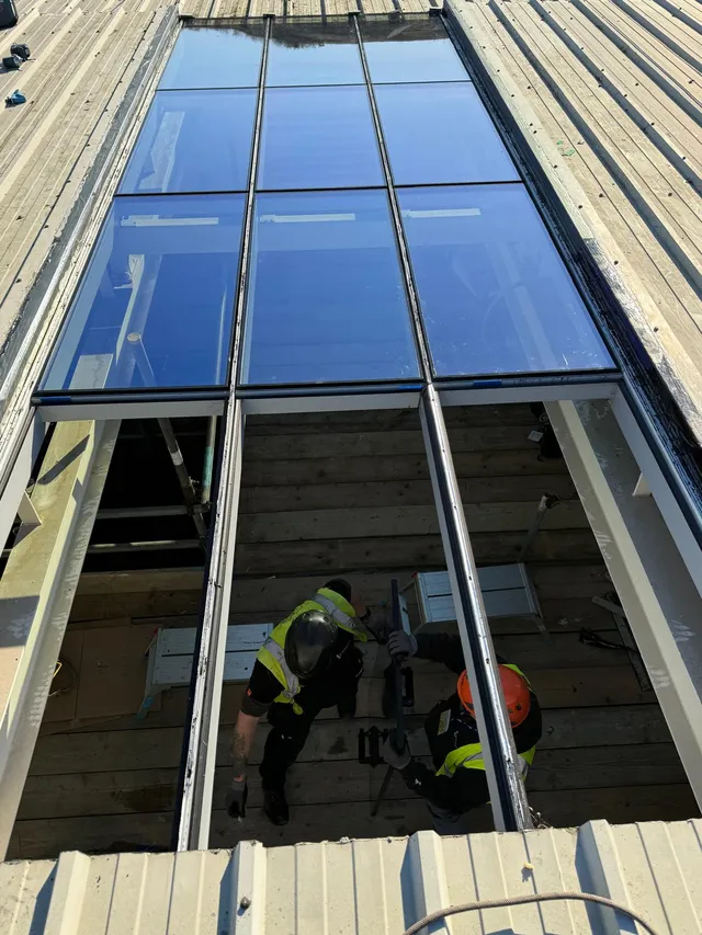 Refurbishing a rooflight